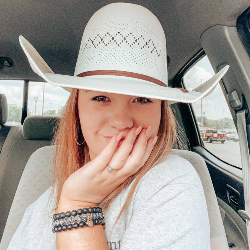 Meet your Posher, Alyssa